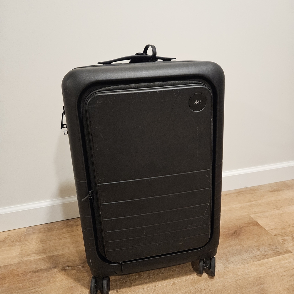 Monos Carry-On Suitcaze Sleek Black Hard Shell